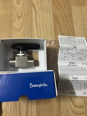 Swagelok SS-44F6  1 Piece 40 Series Ball valve, 2.6 Cv, 3/8in. - Image 1 of 2