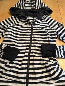 LULULEMON GESTREIFTER GERAFFTER SCUBA-HOODIE MIT REISSVERSCHLUSS DAMEN GRÖSSE 6 OHNE SCHNUR - Bild 1 von 8