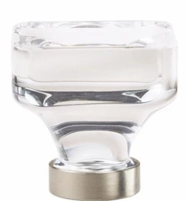 Perilla de cristal transparente/níquel satinado AMEROCK Glacio Foto 1 de 4