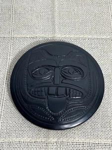 Handcrafted Pearlite Canada - Decorative Lid or Wall Decor, Indigenous Style - Picture 1 of 11