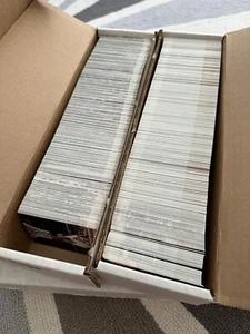 Lot of +(1,600) 1993-94 NBA Hoops Basketball Cards / Loaded with Stars & Rookies - Picture 1 of 12