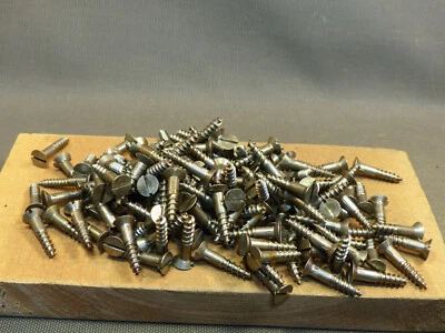 Lot de vis à bois tete fraisée ancien stock quincaillerie 6x30  40 pièces - Photo 1/4