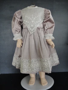 Vestido de muñeca de seda malva para muñeca 21-23" - Muñeca antigua o vintage. - Imagen 1 de 5