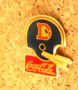 Denver Broncos Casco de Fútbol Americano Pin Coca Cola Broche NFL Coca-Cola - Imagen 1 de 7
