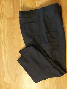 CINTAS CARGO PANTS WORK PANTS MEN'S 37 X 27 NAVY BLUE COTTON BLEND - Picture 1 of 5
