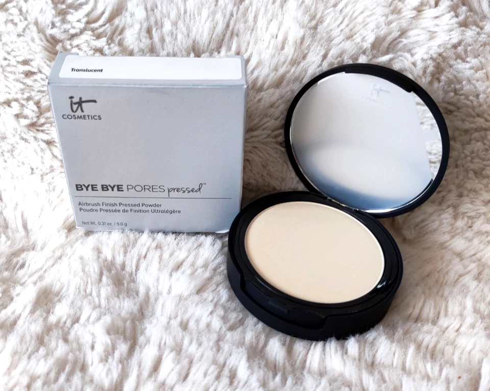 IT Cosmetics Bye Bye Pores Pressed Translucent Powder 9g – Pore Blurring Finish - Image 1 of 4