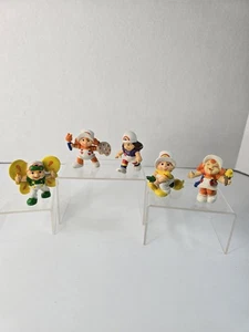 Vintage 1980 Wallace Berrie Rainbow Kid PVC 2” Figures Lot Of 5 Made In Portugal - Picture 1 of 9