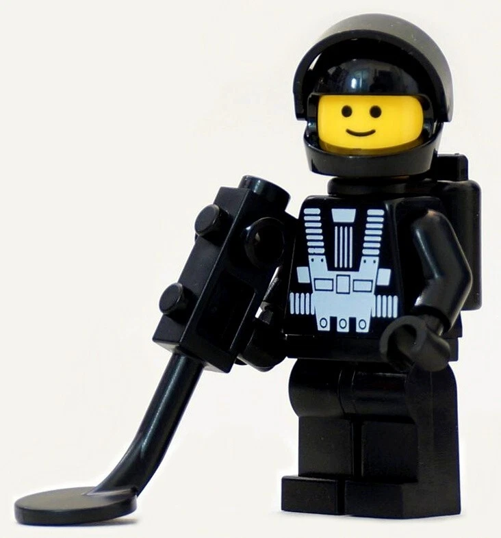 NEW LEGO BLACKTRON MINIFIG classic space black tron - Image 1 of 1