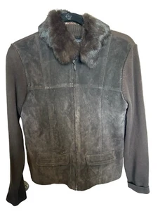 Chaqueta Suéter Escapade Gamuza Marrón con Cremallera Completa con Cuello de Piel Desmontable, Talla M - Imagen 1 de 8