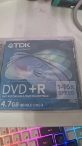 New TDK DVD+R Disc / 4.7GB - 16x Speed - Recordable Blank Disc - Afbeelding 1 van 3