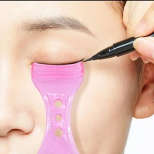 Eyeliner Stencil Plastic Reusable Eye Makeup Aid Tool Cream Applicator (pink) - Picture 1 of 7