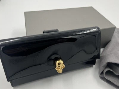 ALEXANDER MCQUEEN BLACK PATENT LEATHER CONTINENTAL PURSE WITH SKULL CLASP - Image 1 of 4