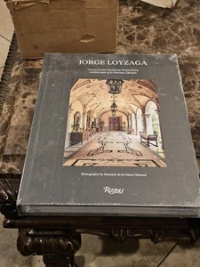 Jorge Loyzaga Classical and Harmonic Proportions Architecture Of A Gracious Life - Picture 1 of 8