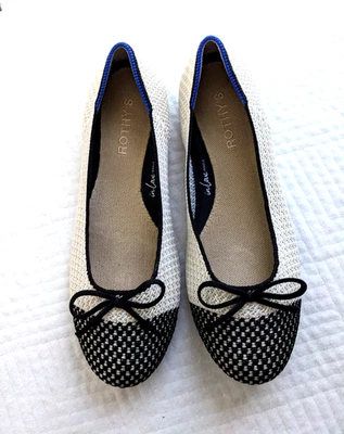 Zapatos planos de ballet Rothys The Ballet con lazo plano para mujer talla 8 beige negro Foto 1 de 4