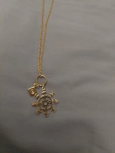 Genuine Snowflake Chanel Necklace - Picture 1 of 3