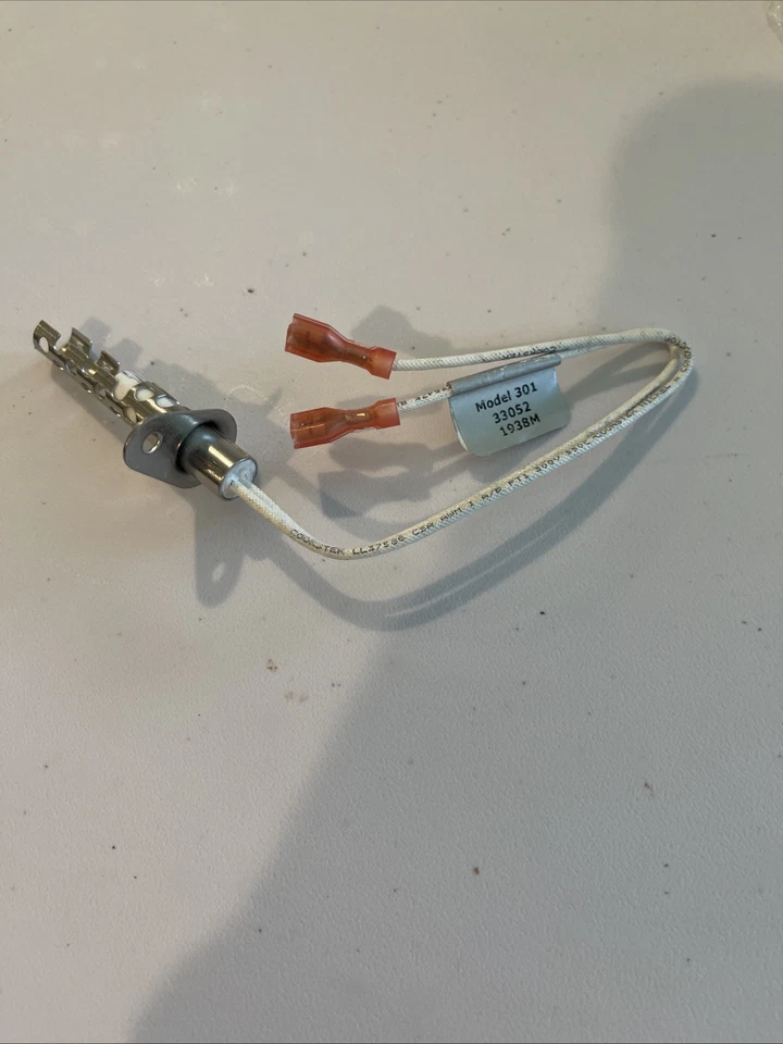 Part #33052 NEW Genuine/OEM LYNX Electrode - Image 1 of 1