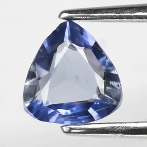 💎 0.40ct 5.8x5.5mm VS Trillion Natural Bluish Violet Iolite - Tanzania Gemstone - Picture 1 of 4