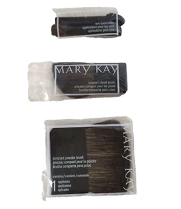 Mary Kay COMPACT BRUSH SET Powder Brush + Cheek Brush + Eye Applicators NEW - Picture 1 of 4