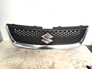 PARRILLA DELANTERA SUZUKI GRAND VITARA MK3 71742-65J0 2006-2012 - Imagen 1 de 3