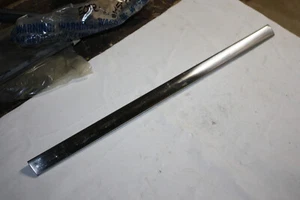 Moldura de rejilla para camioneta Ford F100 1971 nuevo de lote nuevo D1TZ-8419A - Imagen 1 de 4