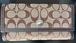 USED AUTHENTIC COACH HAMPTON KHAKI SIGNATURE SLIM ENVELOPE WALLET #42985 - Picture 1 of 5