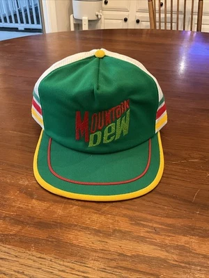复古 Mounain Dew - 3 条纹平沿帽卡车司机泡沫帽绿色白色红色帽子 * 美国* — 第 1/4 张图片