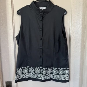 Talbots Embroidered sleeveless collared black shirt size 16 - Picture 1 of 6