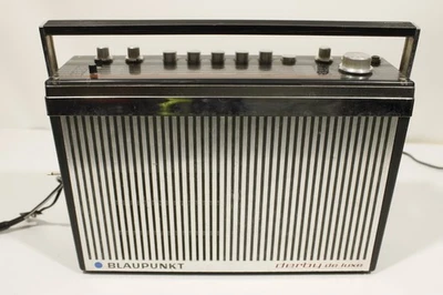 BLAUPUNKT DERBY De Luxe, multiband radio (FM only). (ref K 342) — 第 1/4 张图片