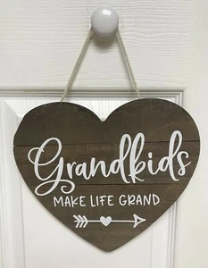 Grandkids Make Life Grand Wood Heart Sign Hanging Rustic Grandparent Gift arrow - Picture 1 of 6