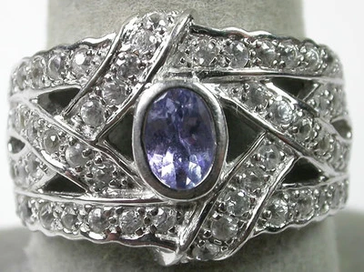 ANILLO CON TANZANITA EN PLATA DE LEY Boda Madre de la Novia Foto 1 de 2