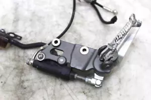20 TRIUMPH 1050 SPEED TRIPLE RS RIGHT REARSET REAR SET W MASTER CYLINDER - Foto 1 di 6