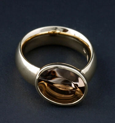 Anel de ouro Georg Jensen 18 quilates com quartzo esfumaçado # 1505, verão nórdico. Kim Buck - Imagem 1 de 4