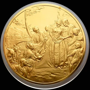 Spain Prado Museum 1982 24K Gold Plated Medal The Finding of Moses C 1570 - 1575 - Picture 1 of 5