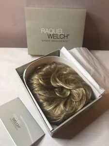 Lyric Topper Raquel Welch GINGER BLONDE Transformationen Neu im Karton Haarteil Perücke - Bild 1 von 9