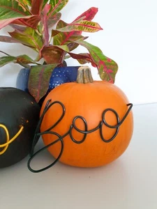 BOO! Wire Word / Halloween decor/ Pumpkin Decor/ Sign Front Porch Halloween - Picture 1 of 6