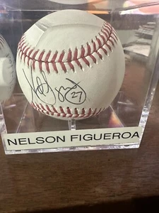 Von Nelson Figueroa signierter Baseball 2009 Rawlings Eröffnungssaison KEIN COA - Bild 1 von 4