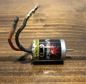 DYNAMITE DYNS1207 TAZER 32-TURN 380 BRUSHED MOTOR - HORIZON HOBBY RC CRAWLER - Picture 1 of 3
