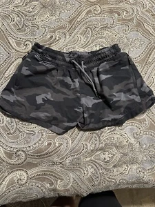 Athleta Girl All Play 3” Short Black Camo Size L 12 Quick Dry Zip Pockets - Picture 1 of 4