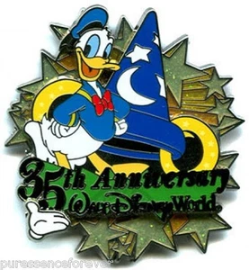 Disney Pin: WDW White Glove - 35th Anniversary: D-MGM Studios/Donald (LE 2500) - Picture 1 of 1