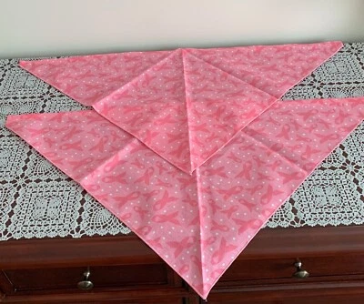 Juego de dos pañuelos rosa cinta cáncer perro MEDIANO GRANDE atado en bufanda totalmente nuevos Foto 1 de 2