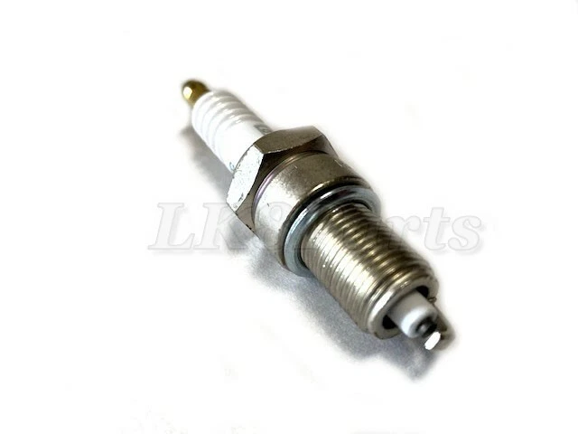 Land Rover Defender 90 110 2.25L & 3.5L V8 Petrol Engine Spark Plug x1 New - Image 1 of 1