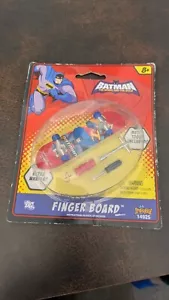 Batman Finger Board Skateboard Brave and the Bold - Imagen 1 de 3