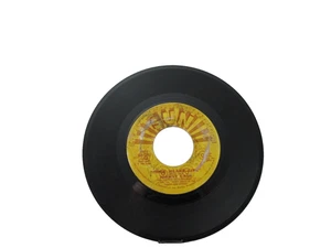 45 RECORD - JOHNNY CASH - ROCK ISLAND LINE - Picture 1 of 1