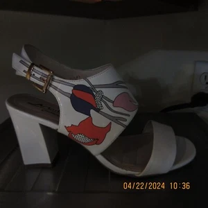 MARKO COLLECTION SHOES White LEATHER Woman Girl Block Heel Sandals Size EU 38 - Picture 1 of 16
