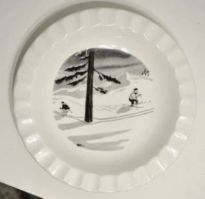 CHAS ADDAMS FAMILY 7" ASHTRAY SNOW SKIER GOES THRU TREE CARRIAGE - Picture 1 of 2
