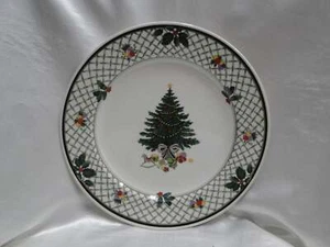 Mikasa Christmas Story, Tree, Lattice: Dinner Plate (s), 11 1/4" - Picture 1 of 5