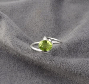 Green Peridot Gemstone 925 Sterling Silver Ring Handmade Jewelry Ring For Gift - Picture 1 of 3