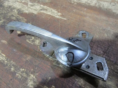 1949-1952 Chevrolet Styleline 4 двери внутренней двери защелка выпуска регулятор DF - Изображение 1 из 2