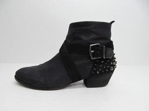 Vince Camuto Marcin Stiefeletten schwarz Leder Spikes Nieten Damengröße 10 B - Bild 1 von 10
