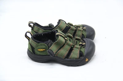 Sandalias KEEN Newport para niños pequeños talla 4 impermeables de goma verde oliva militar Foto 1 de 4